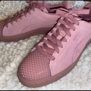 Puma women’s size 7.5 NWOT